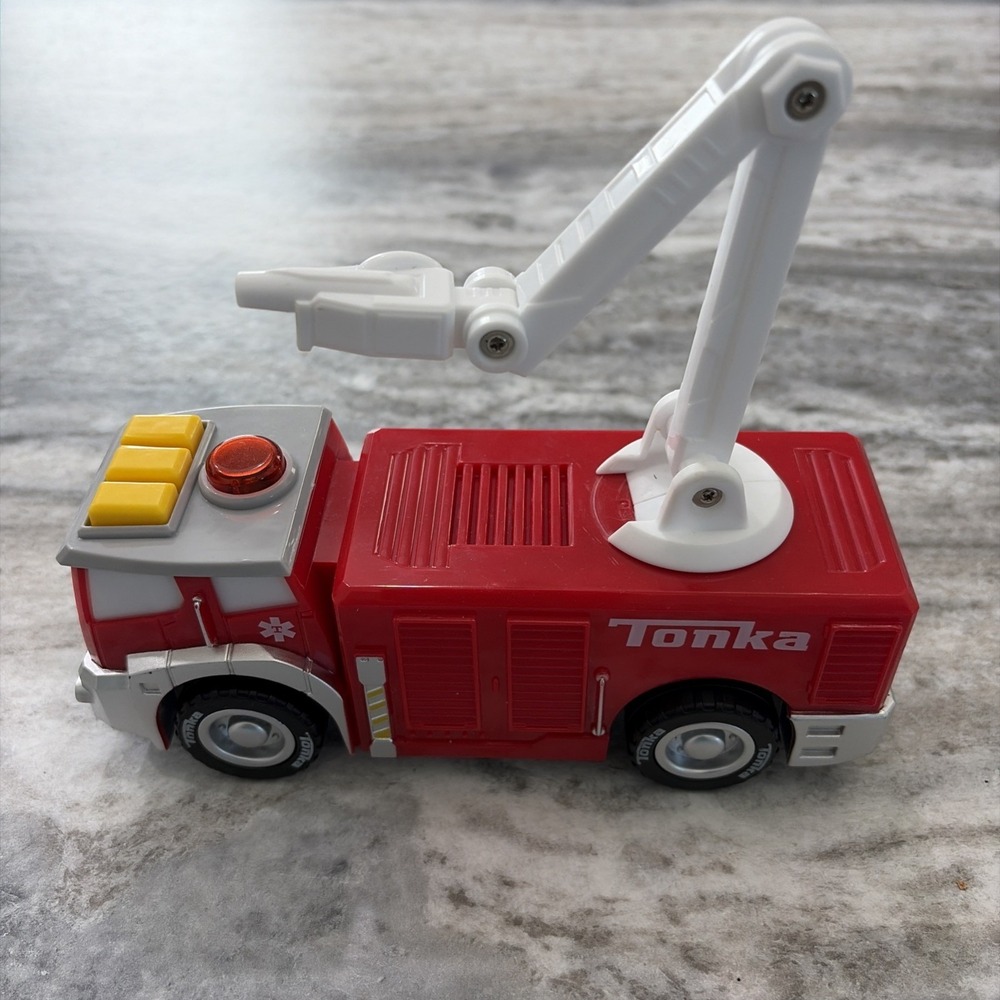 Tonka Fire Truck Light Up Rescue Vehicle Toy Red Ladder Truck Working 7"